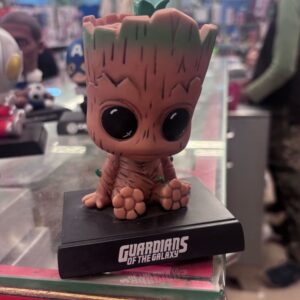 I Am Groot Character Action Figure Limited Edition Bobblehead with Mobile Holder for Car Dashboard, Office Desk & Study Table