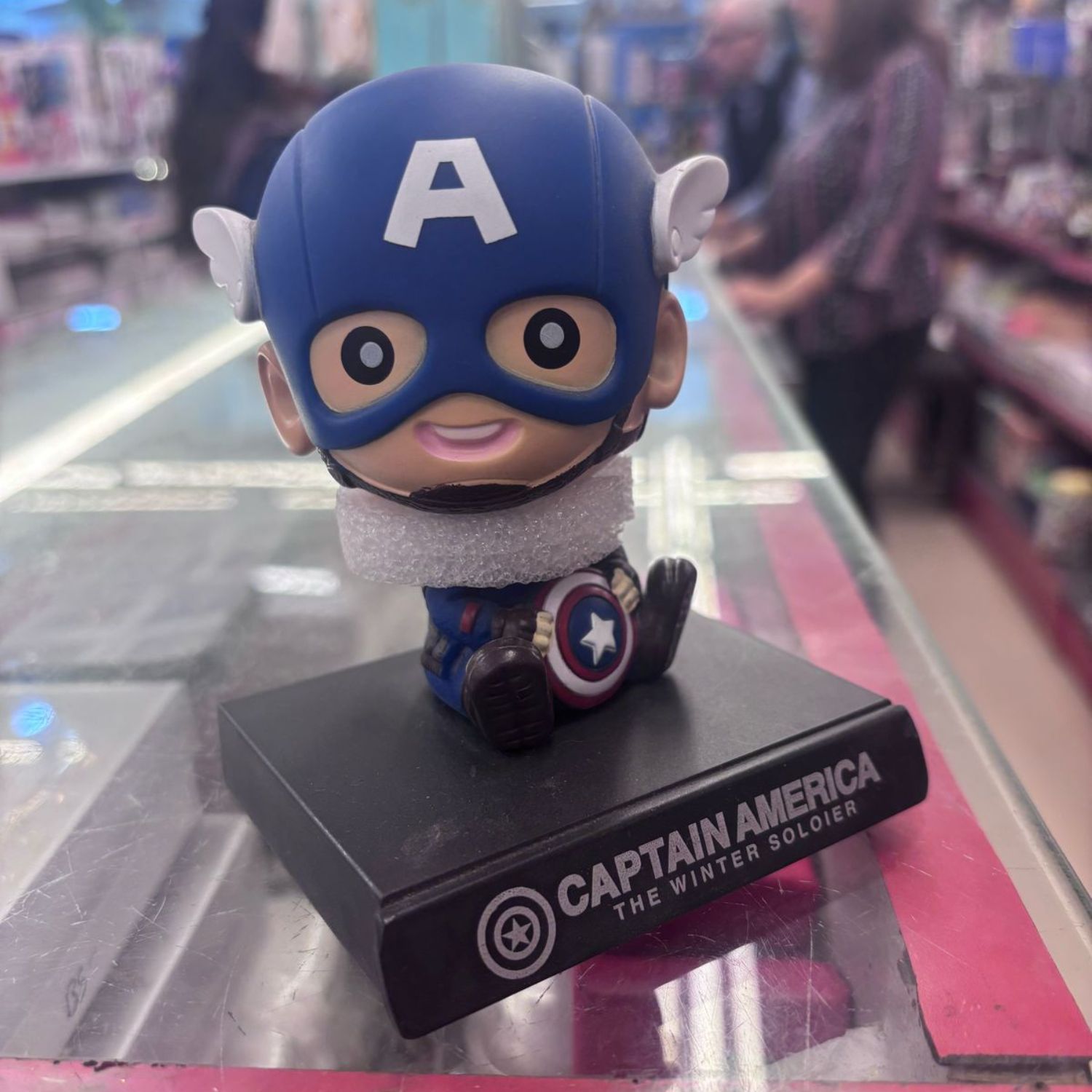 Captain America Character Action Figure Limited Edition Bobblehead with Mobile Holder for Car Dashboard, Office Desk & Study Table