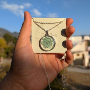 Anne lace pendant (Teal)
