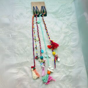 Playful clip-on hair string Set of 4 clips