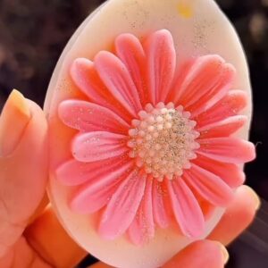 Petal Glow wax charm