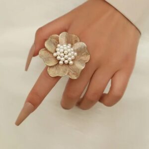 Golden Rose Pearls Ring
