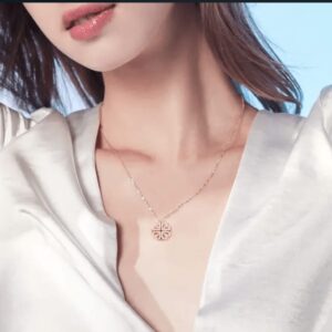 Heart Clover Magnetic Necklace Silver